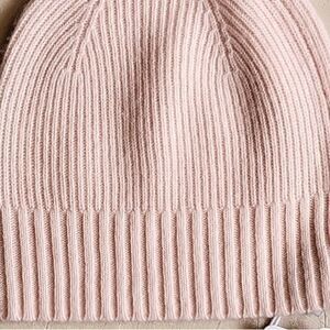 NORDSTROM 100% Cashmere NEW light Pink Knit Beanie Hat